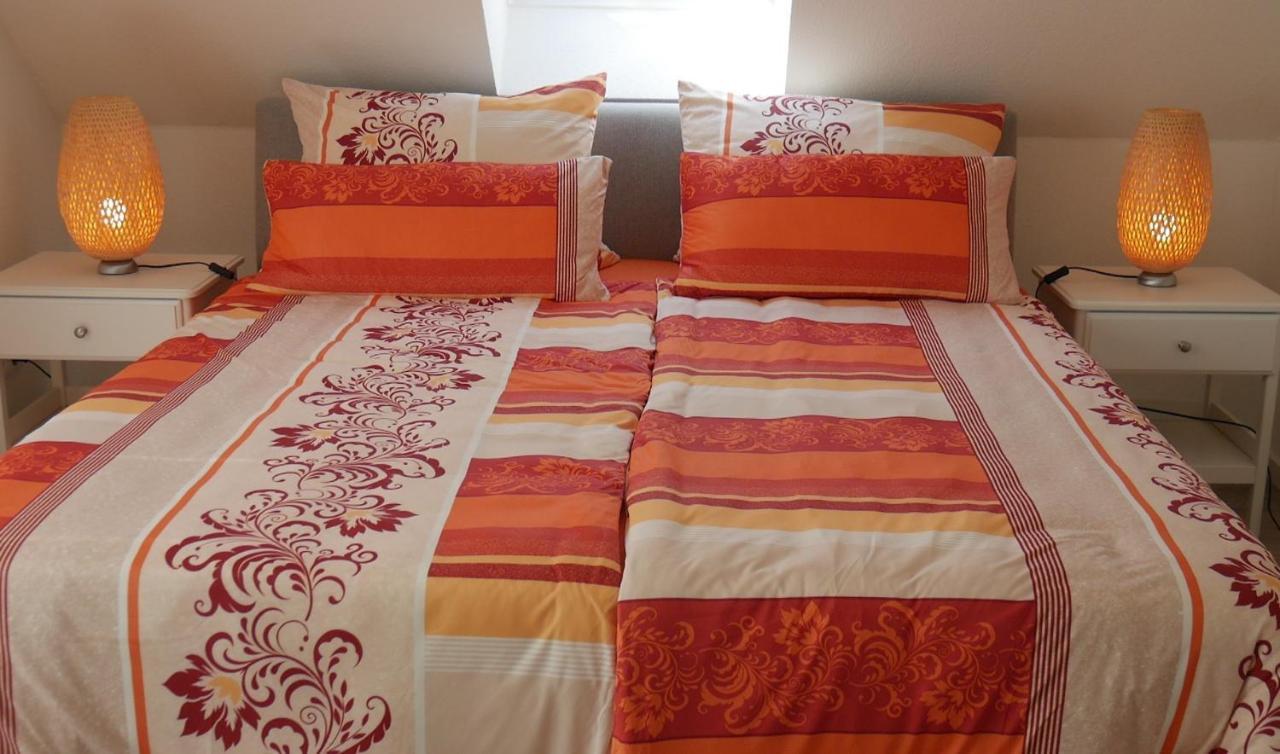 Stadtnahe Komfortferienwohnung Fuer Familien Und Geschaeftsreisende Χιλντεσχάιμ Εξωτερικό φωτογραφία